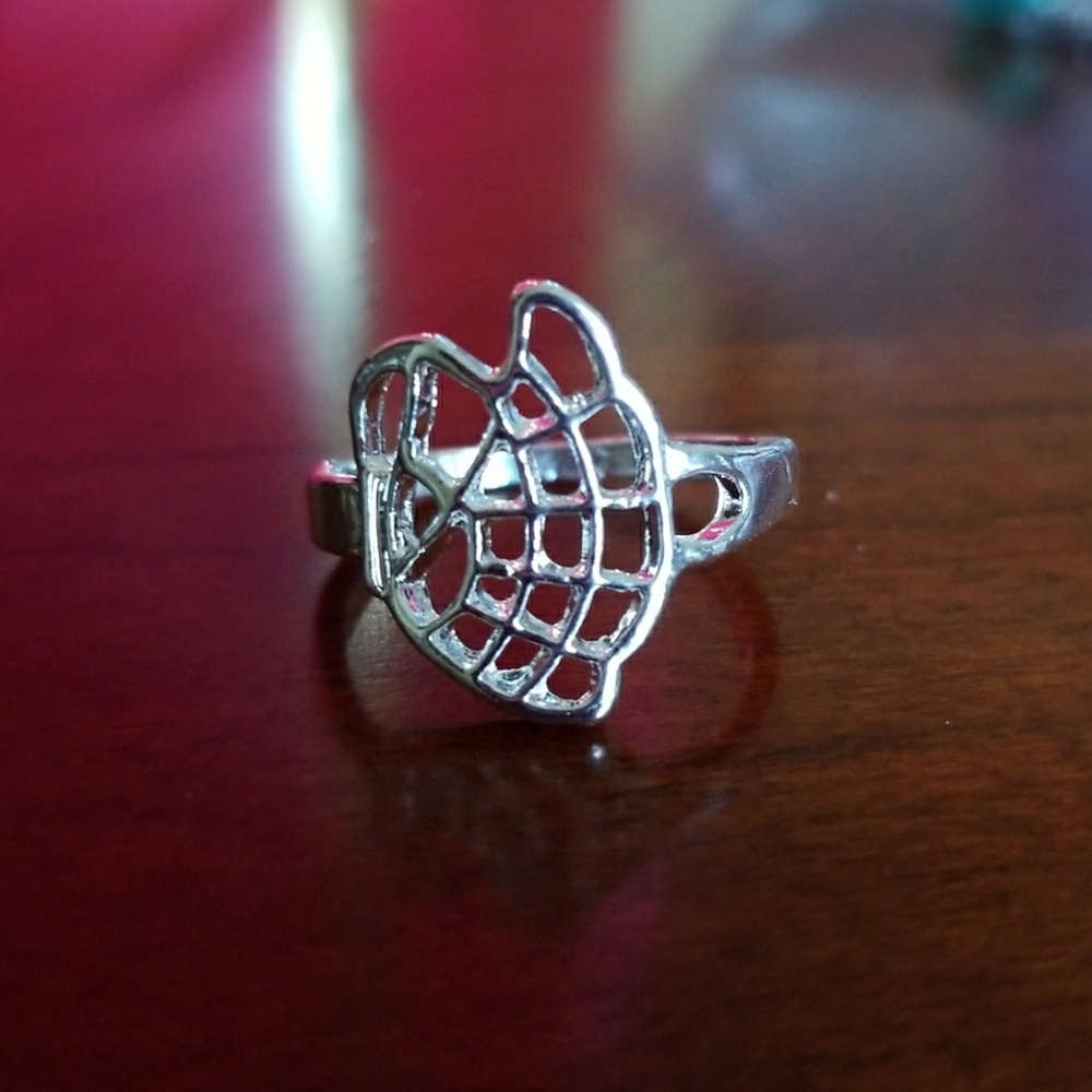 Sterling silver ring